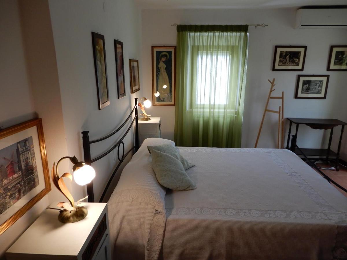 Il Gelsomino Bed & Breakfast Frasso Sabino Bagian luar foto