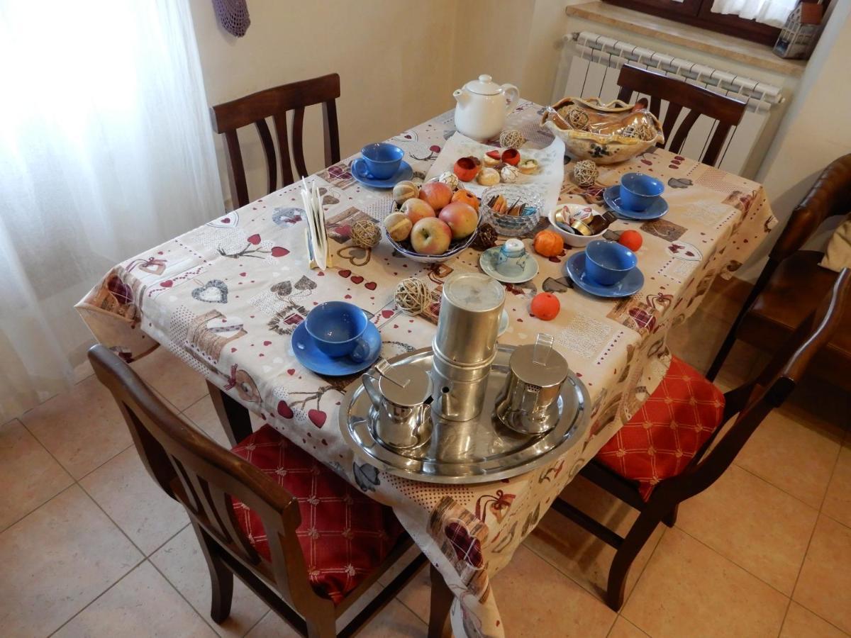 Il Gelsomino Bed & Breakfast Frasso Sabino Bagian luar foto